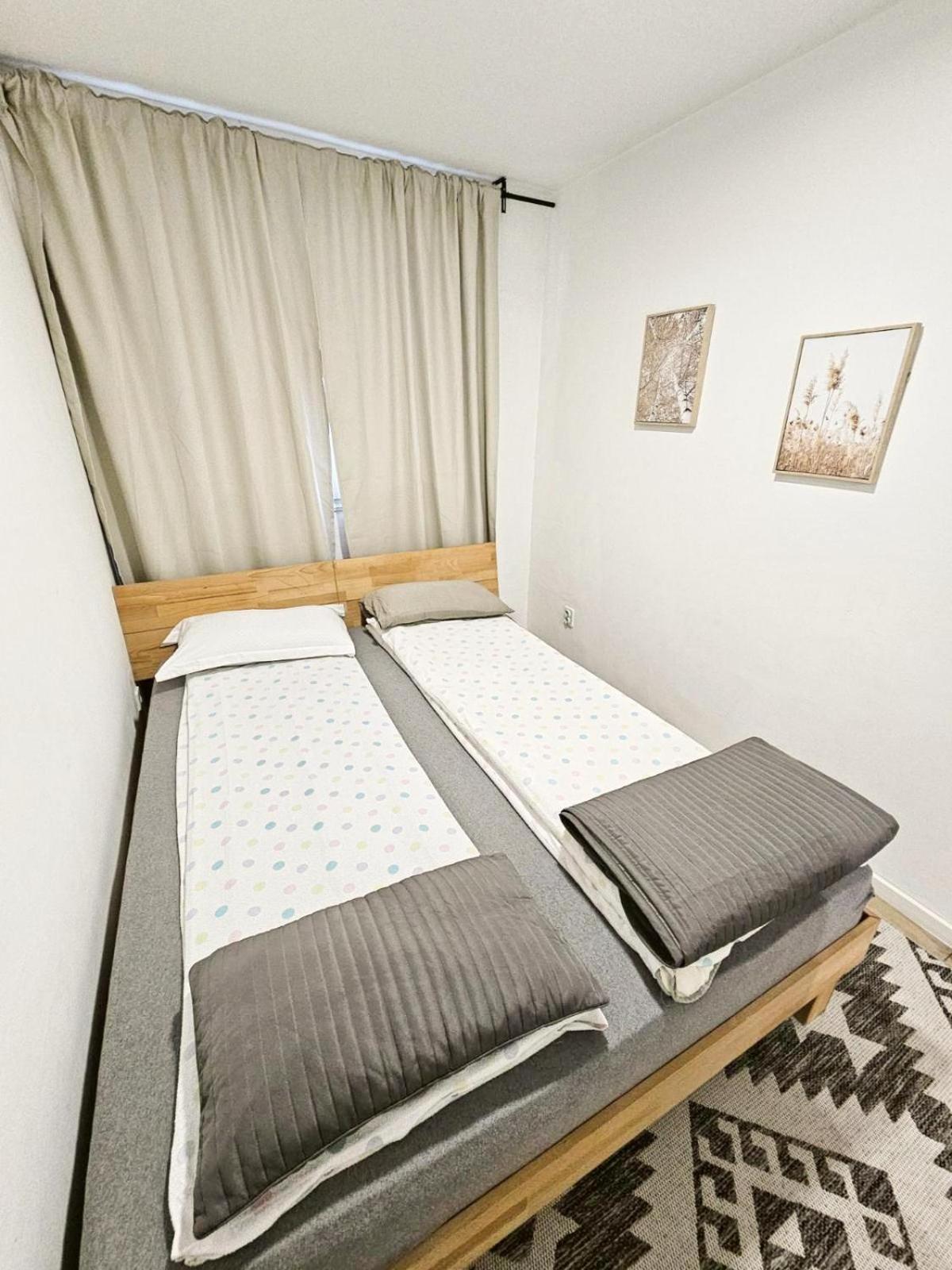 Birchwood Place 塞拉耶佛 外观 照片